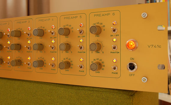 Rackansicht vorn seitlich