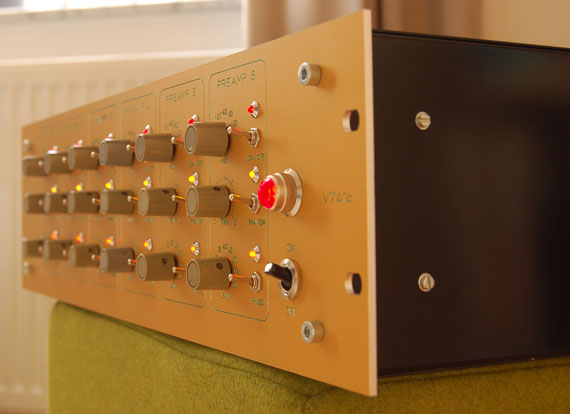 Rackansicht vorn seitlich