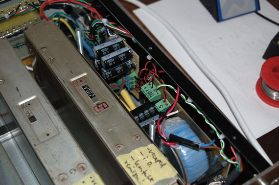 Blick auf das Netzteil