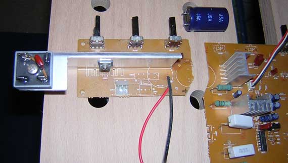 Monacor PA 1200 Platine zersägt