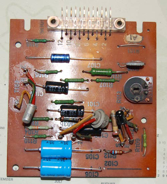 Platine 1 neu mit Elkos bestückt